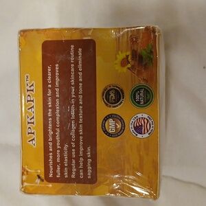 Bee Venom Comprehensive Cream - Yellow